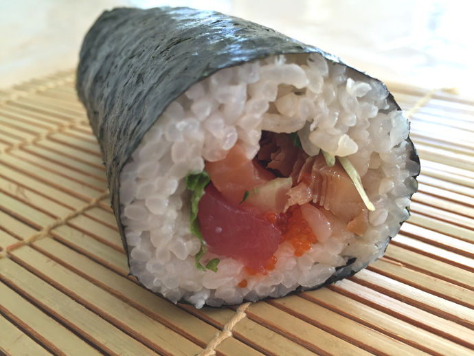 Sushi-roll.jpg