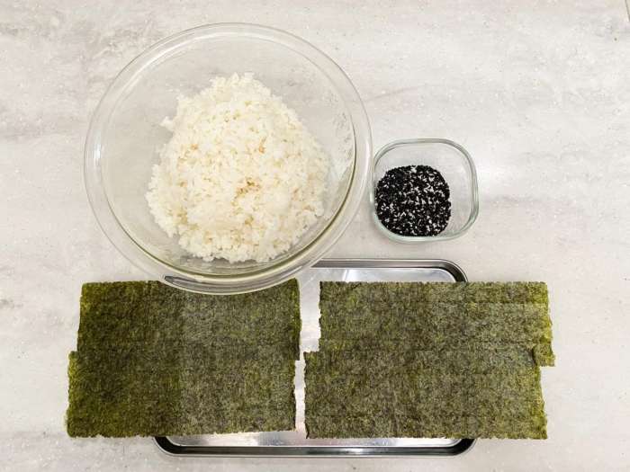 How to make Gomashio: Japanese Sesame Salt with seaweed